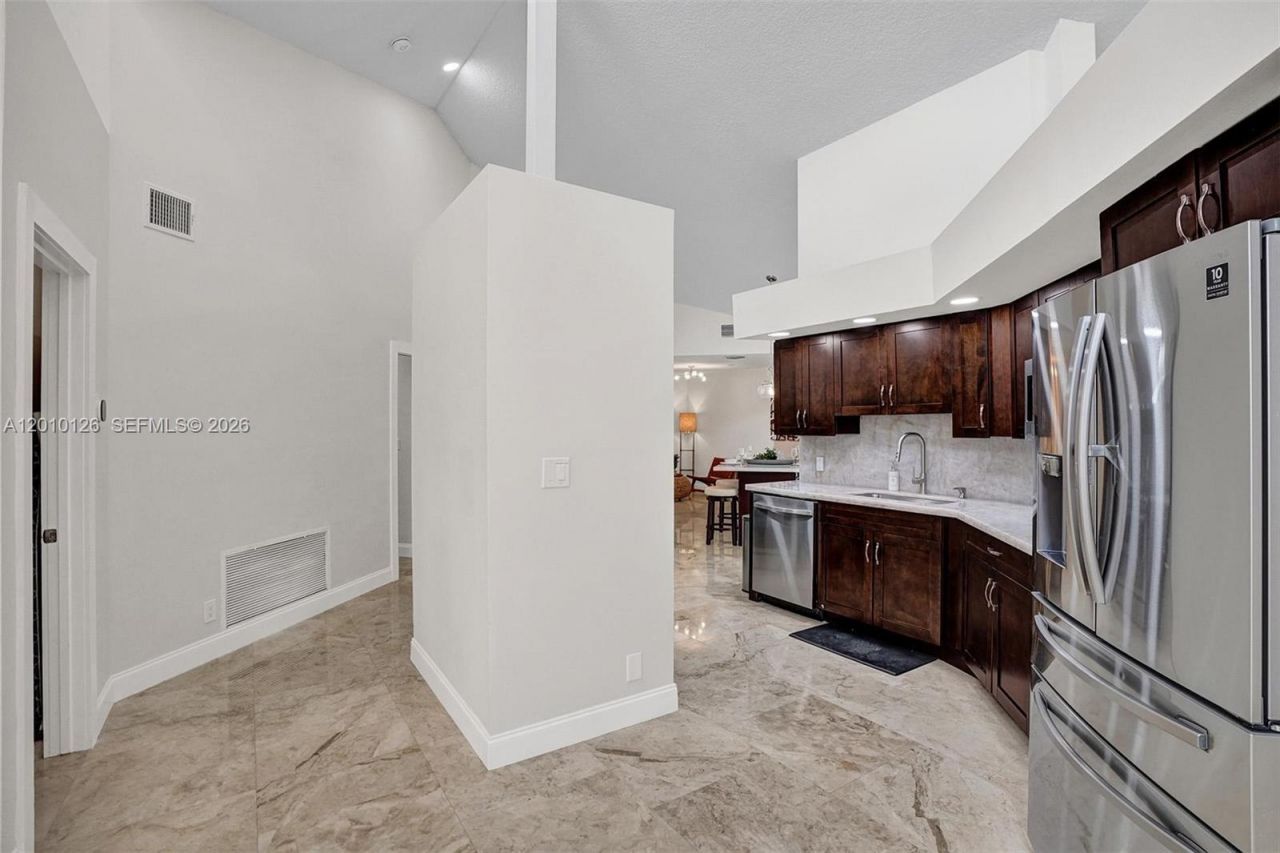 16301 SW 62nd St , Southwest Ranches, FL 33331 Photo