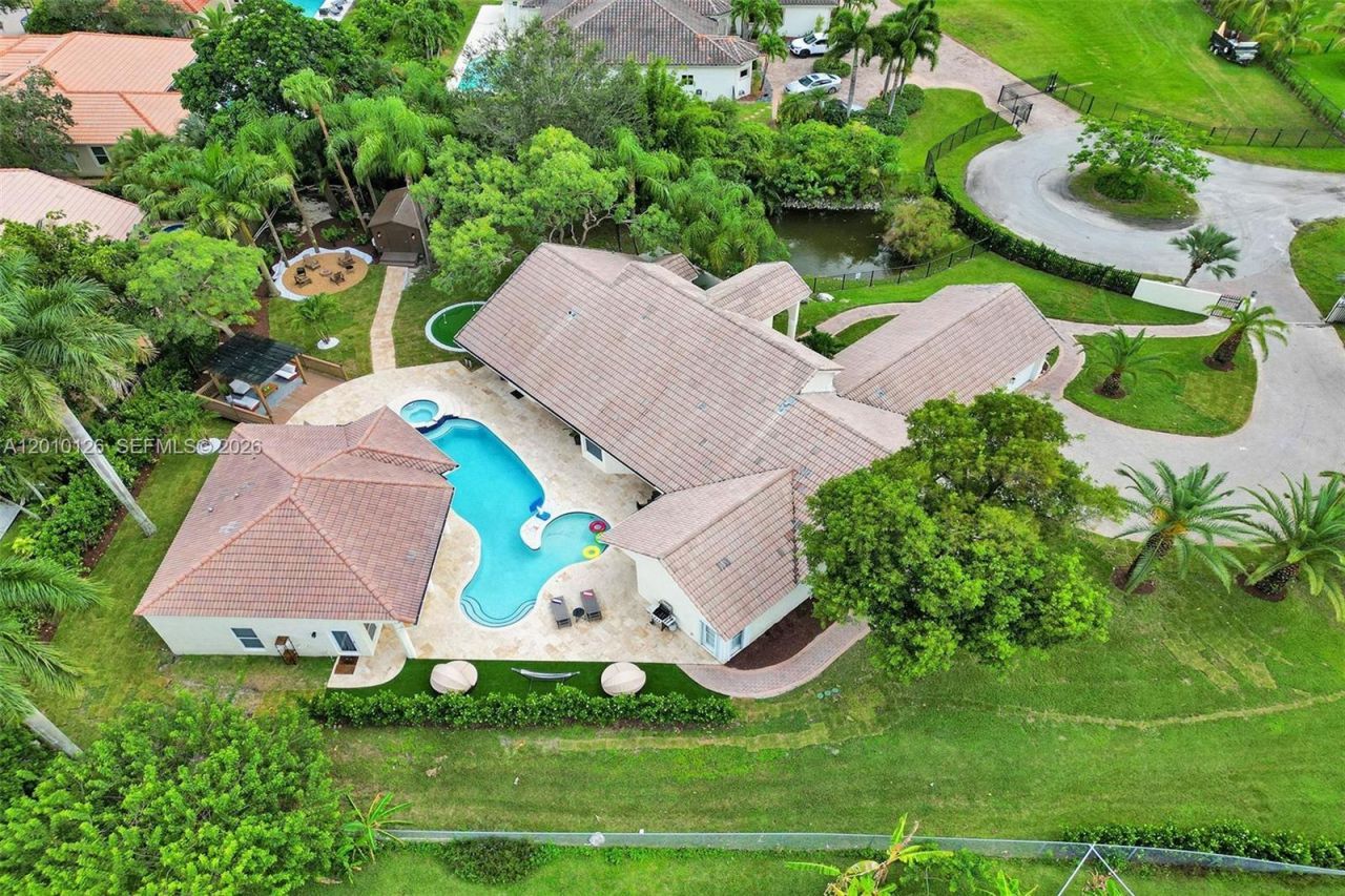 16301 SW 62nd St , Southwest Ranches, FL 33331 Photo