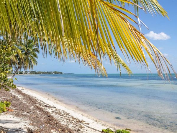 74049 Overseas , Islamorada, FL 33036