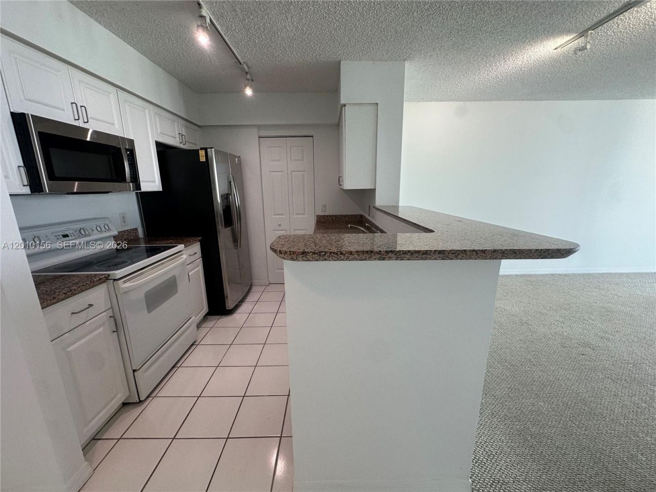 1155 Brickell Bay Dr, Unit 3007, Miami, FL 33131 Photo