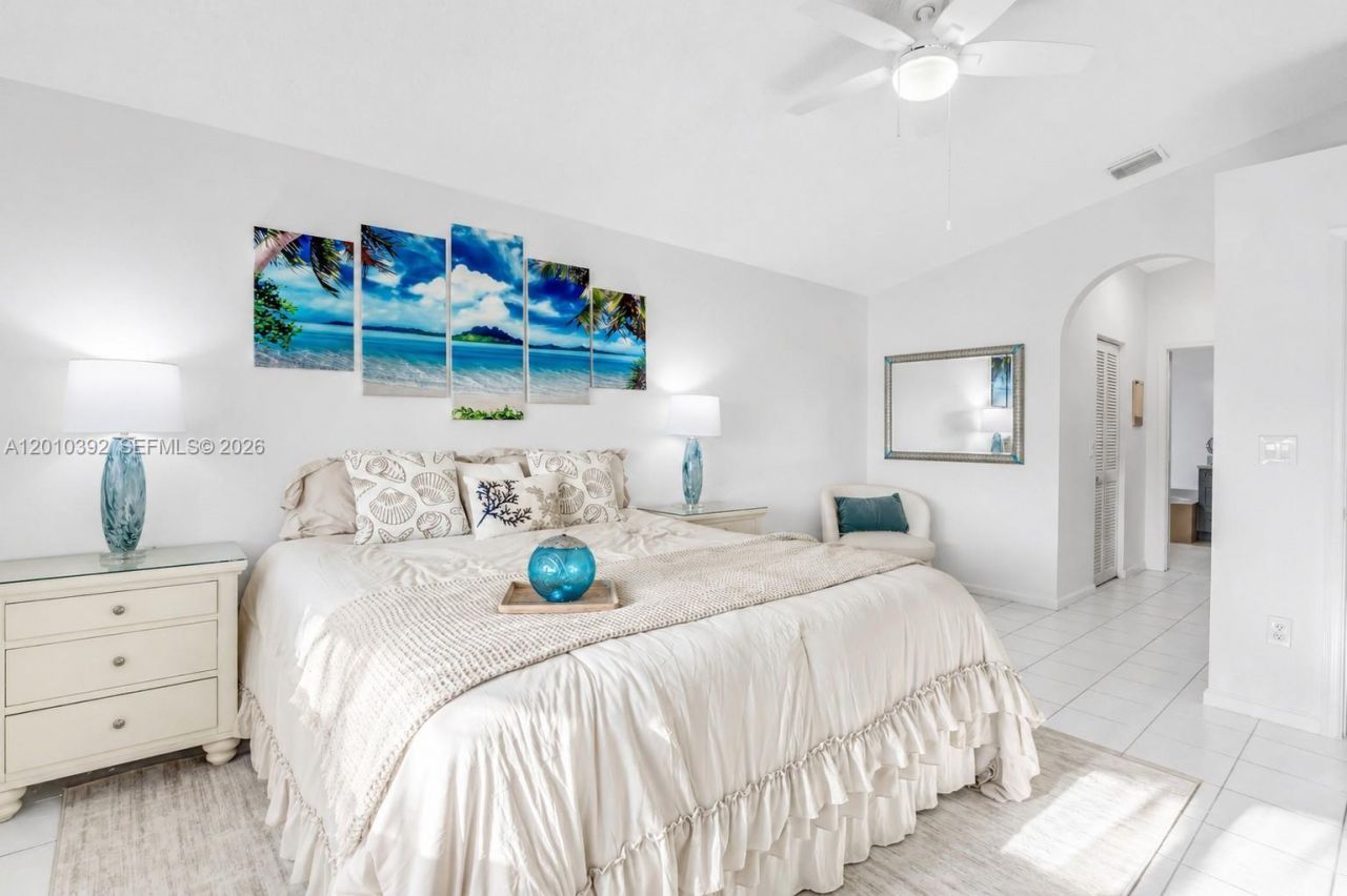 214 SW 180th Ave, Pembroke Pines, FL 33029 Photo