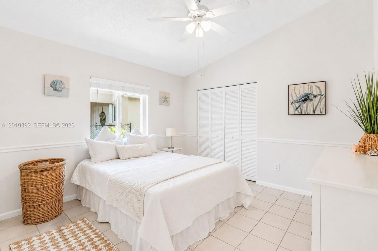 214 SW 180th Ave, Pembroke Pines, FL 33029 Photo