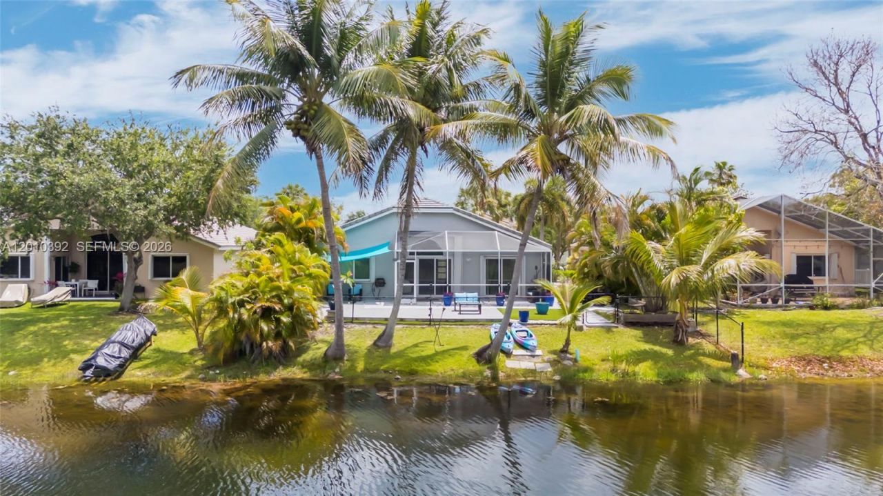 214 SW 180th Ave, Pembroke Pines, FL 33029 Photo