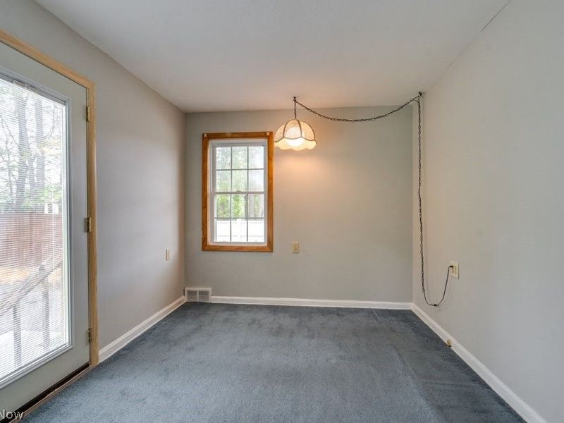 7086 MacKenzie Road, Olmsted Township, OH 44138 Photo 19