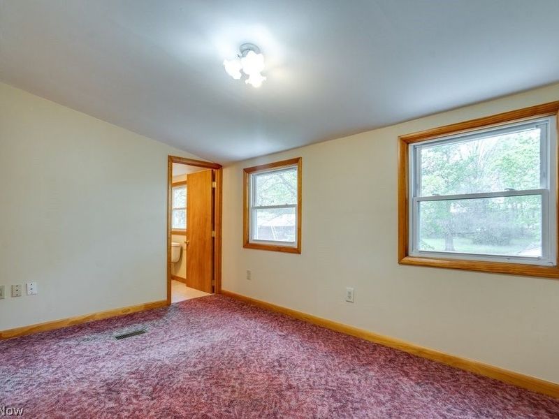 7086 MacKenzie Road, Olmsted Township, OH 44138 Photo 29