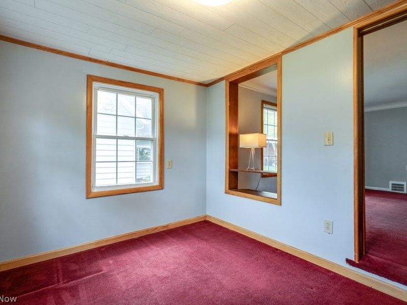 7086 MacKenzie Road, Olmsted Township, OH 44138 Photo 4