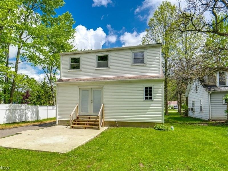 7086 MacKenzie Road, Olmsted Township, OH 44138 Photo 40