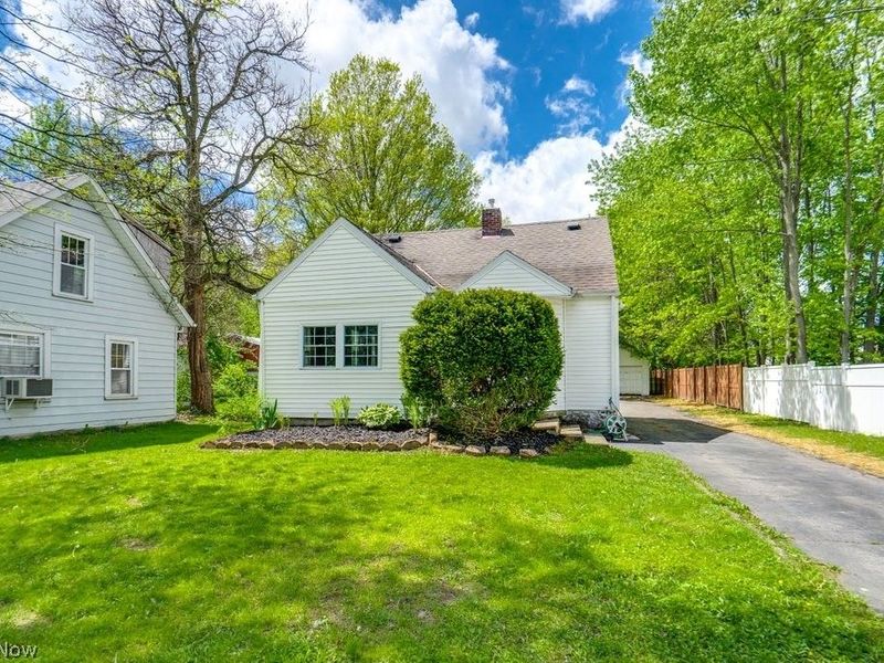 7086 MacKenzie Road, Olmsted Township, OH 44138 Photo 41