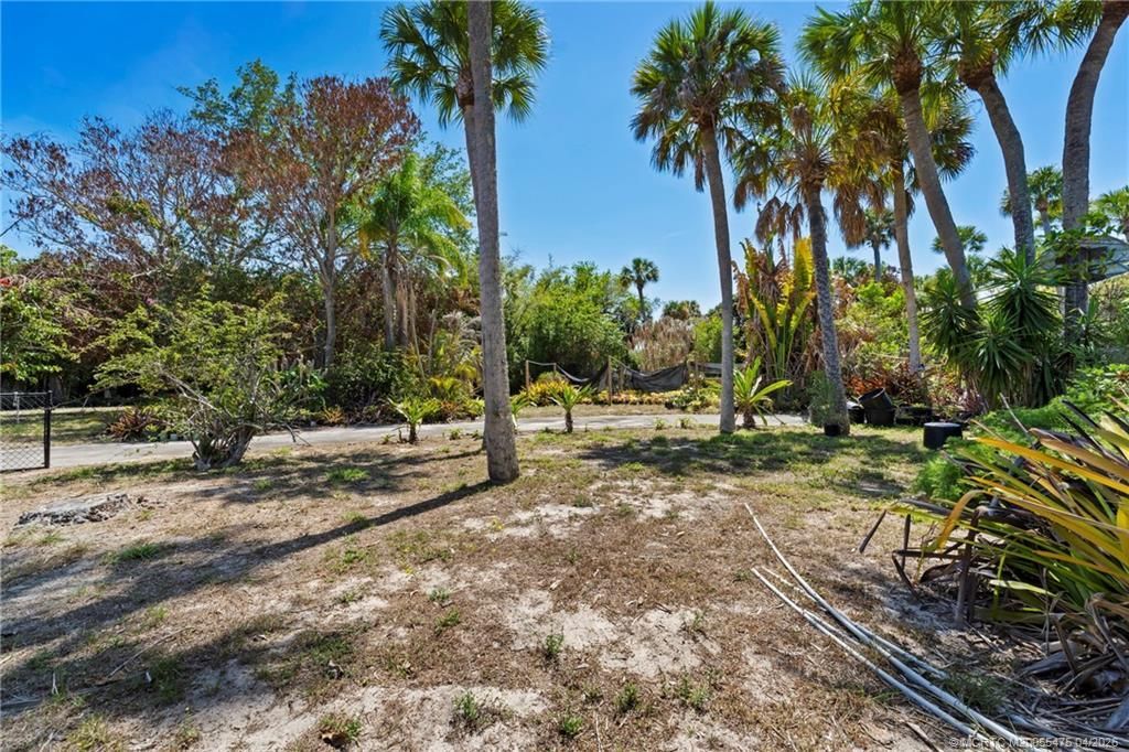 2614 NE Palm Avenue, Jensen Beach, FL 34957 Photo