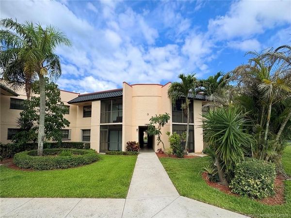 1999 NE Collins Circle, Unit 3-80, Jensen Beach, FL 34957