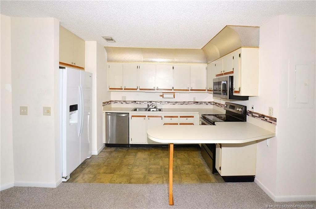 1999 NE Collins Circle, Unit 3-80, Jensen Beach, FL 34957 Photo