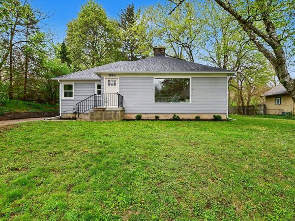 1064 Eastern Avenue NE, Grand Rapids, MI 49503