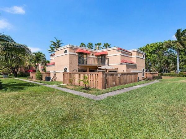 8206 Severn Drive, Unit C, Boca Raton, FL 33433