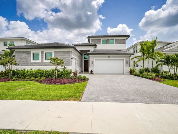 9520 St Germain Drive, Palm Beach Gardens, FL 33412