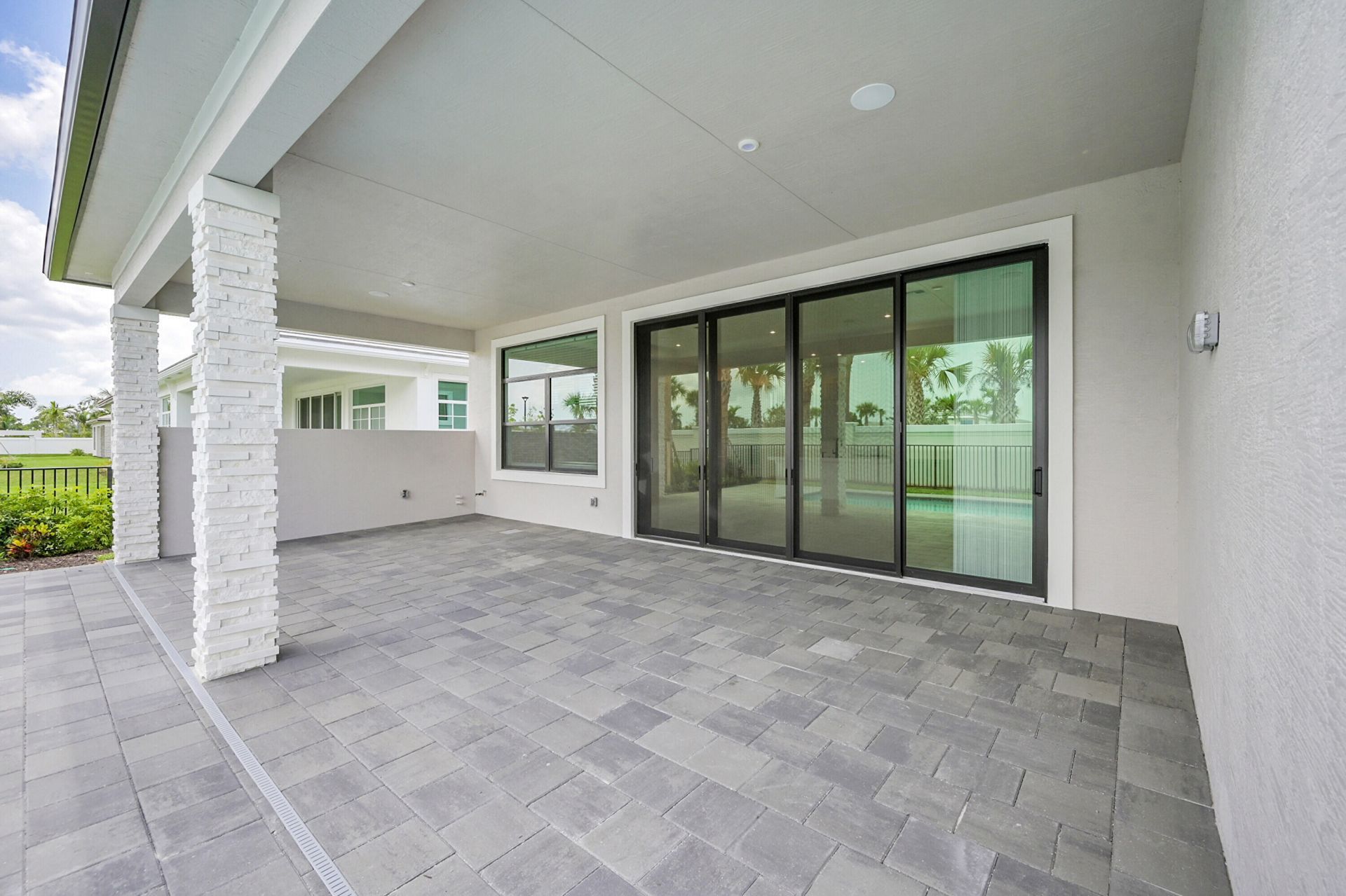 9520 St Germain Drive, Palm Beach Gardens, FL 33412 Photo