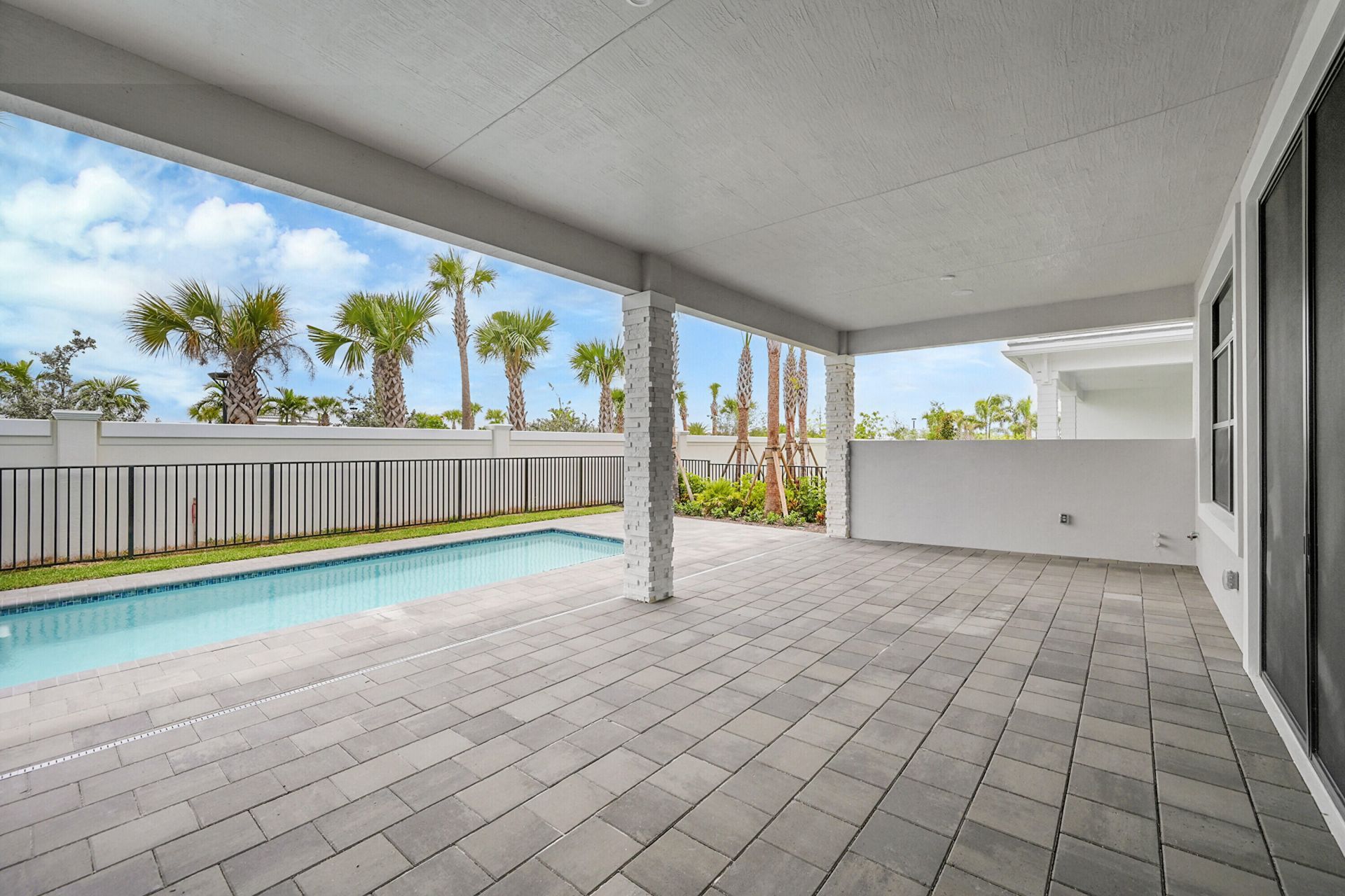 9520 St Germain Drive, Palm Beach Gardens, FL 33412 Photo