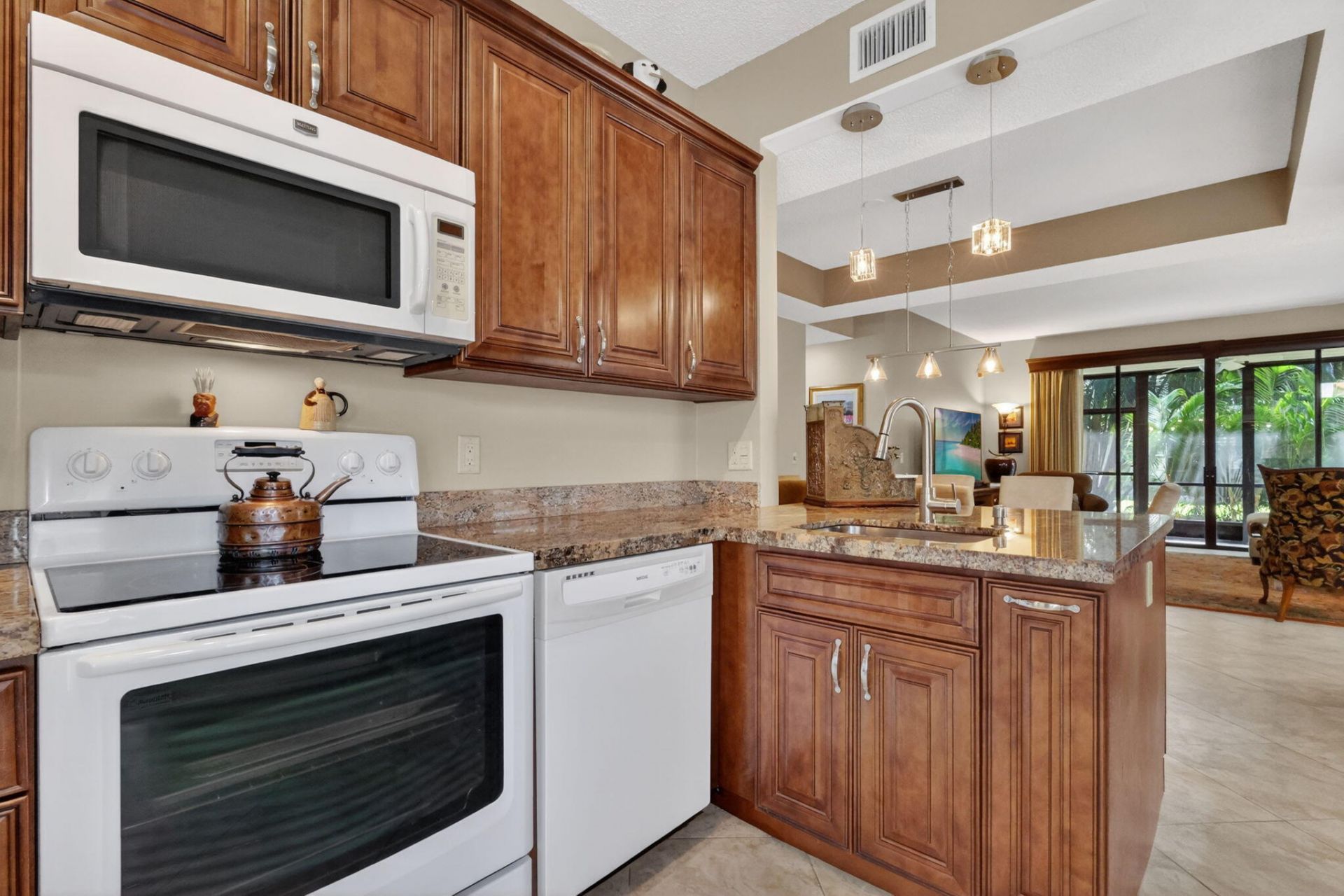 7856 Lexington Club Boulevard, Unit B, Delray Beach, FL 33446 Photo