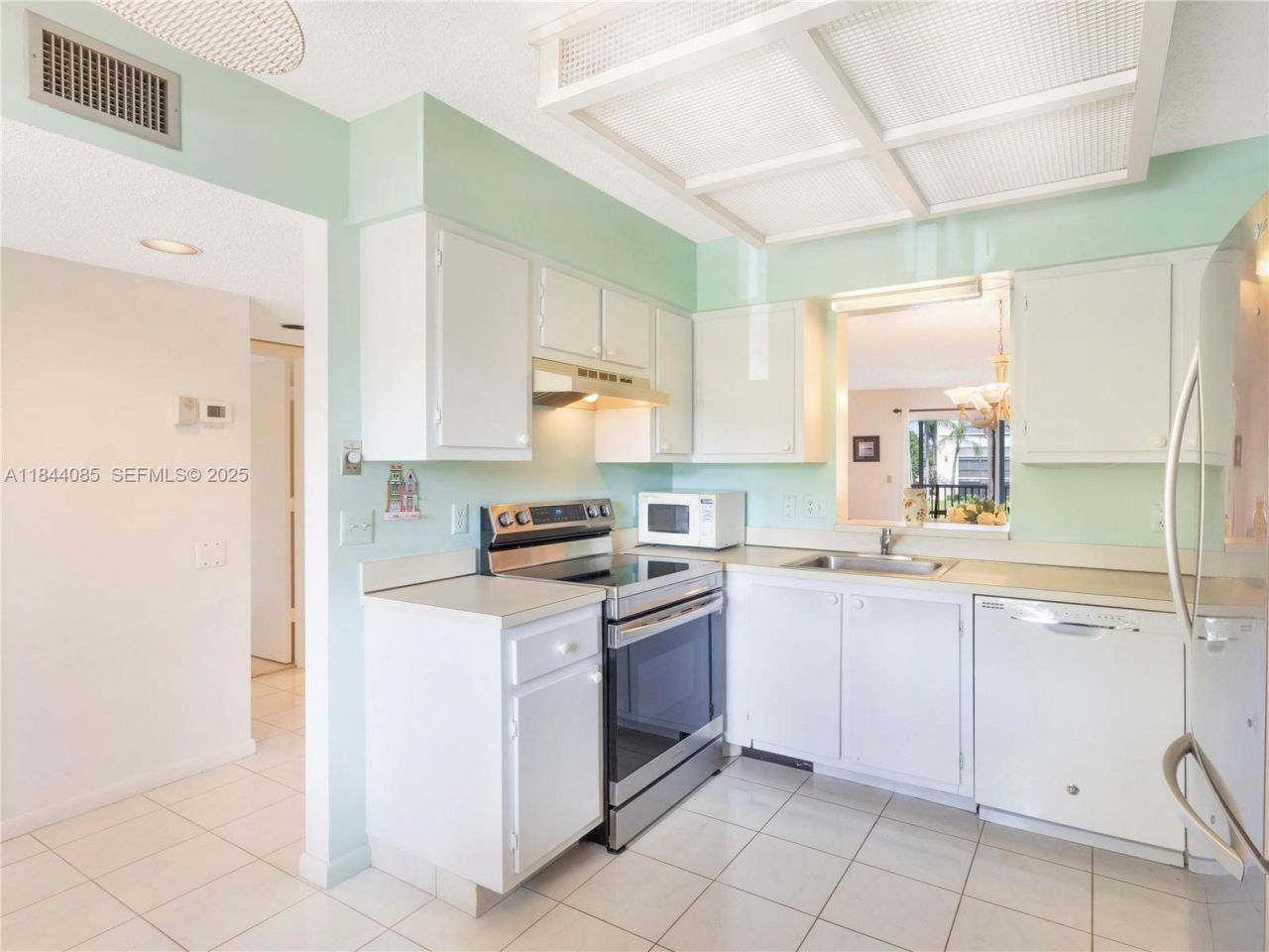 14360 Strathmore Lane, Unit 203, Delray Beach, FL 33446 Photo