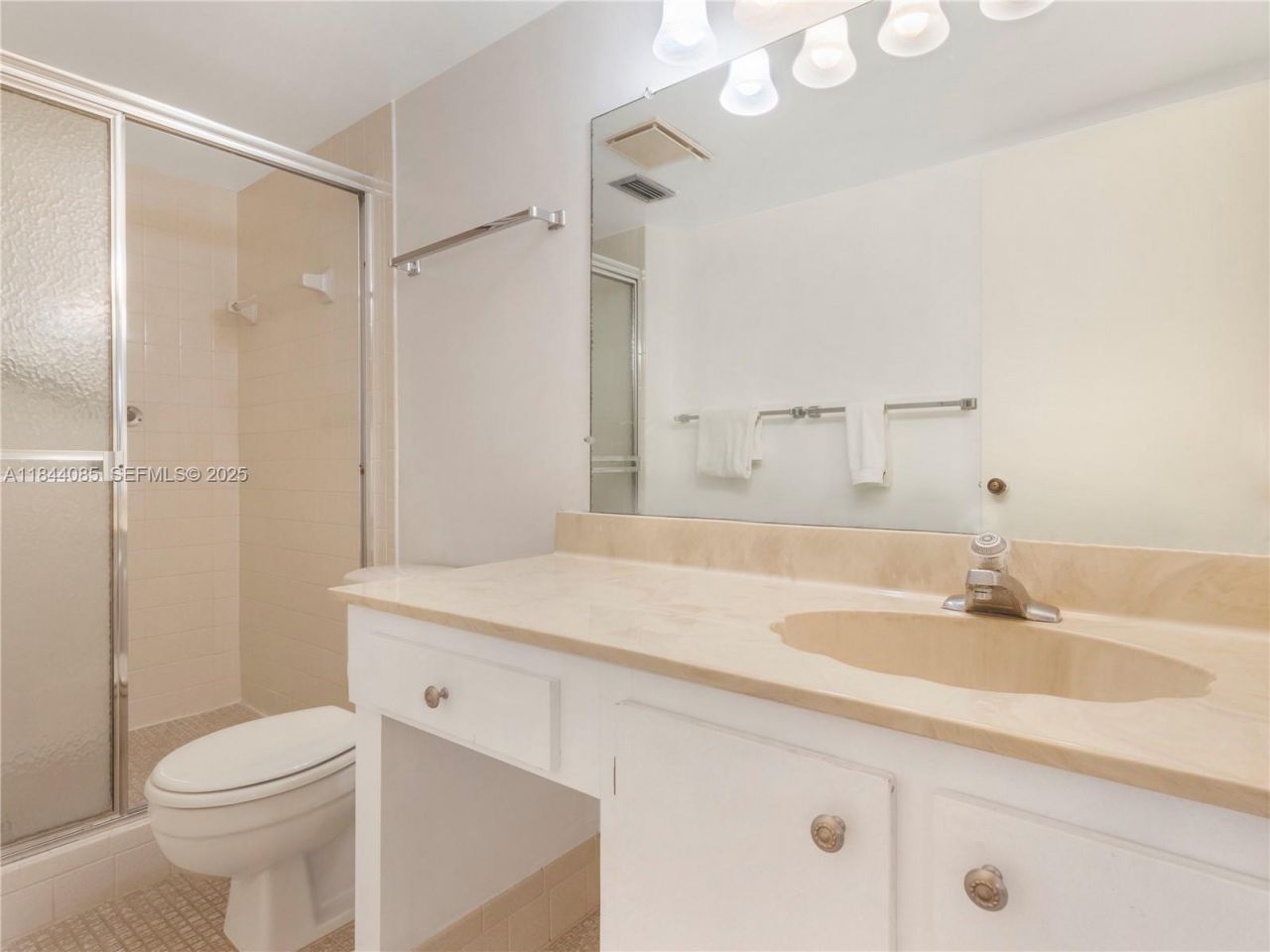 14360 Strathmore Lane, Unit 203, Delray Beach, FL 33446 Photo