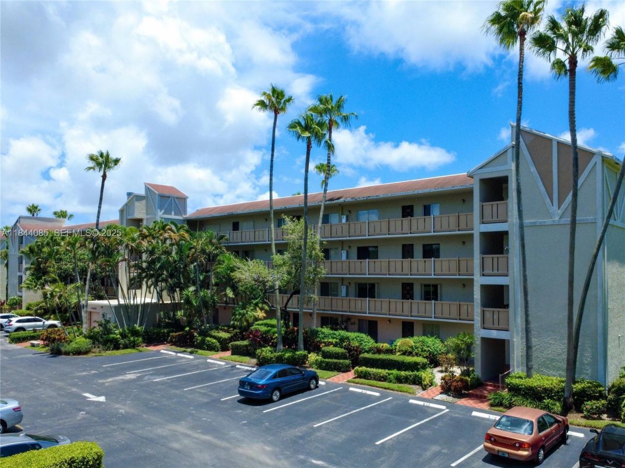 14360 Strathmore Lane, Unit 203, Delray Beach, FL 33446 Photo