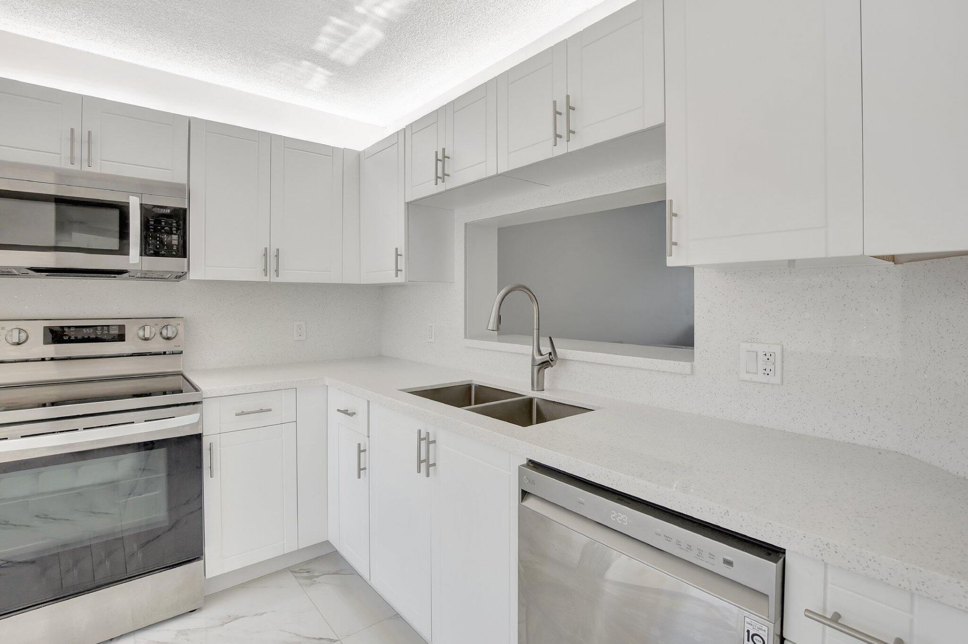 13355 SW 16th Court, Unit 309 E, Pembroke Pines, FL 33027 Photo