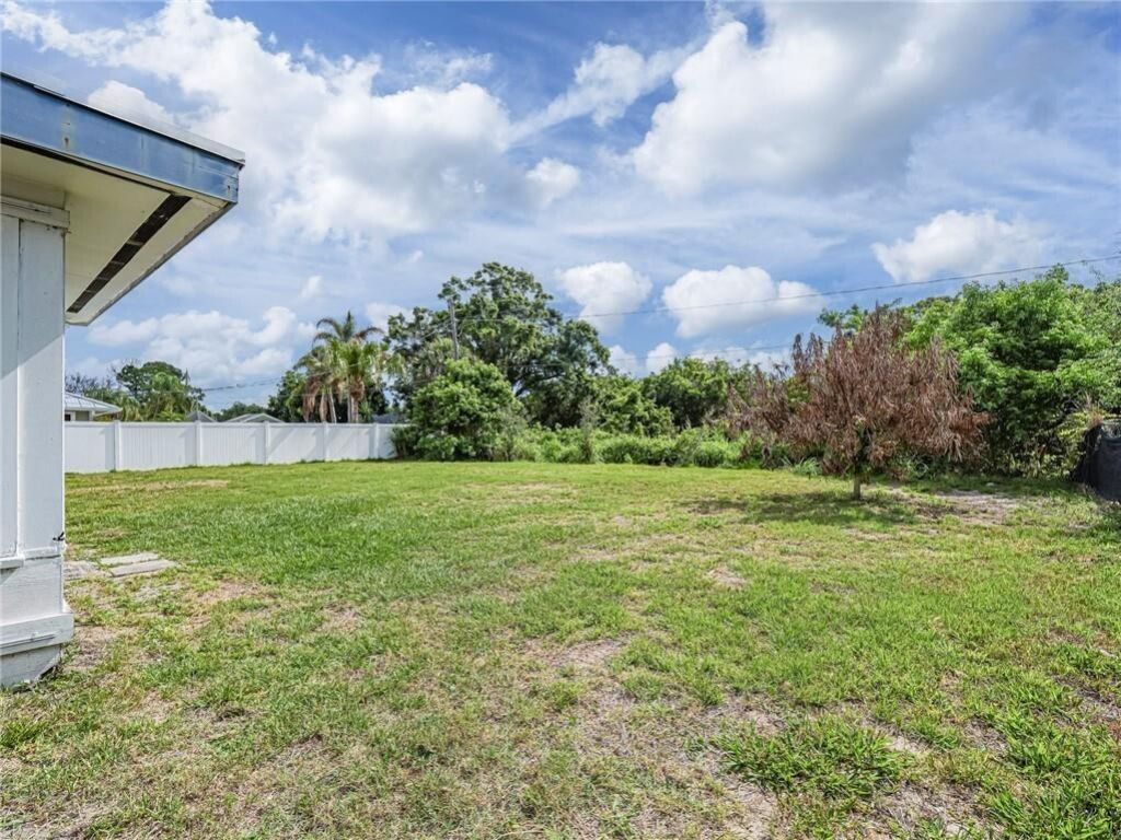136 16th Avenue, Vero Beach, FL 32962 Photo