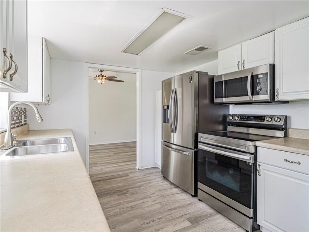 136 16th Avenue, Vero Beach, FL 32962 Photo