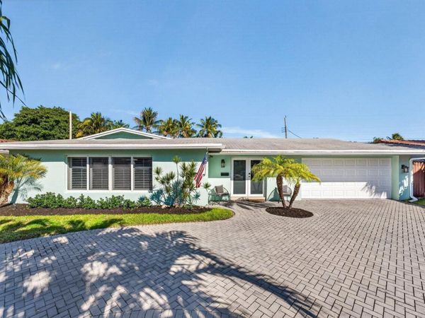 1581 SE 4th Court, Deerfield Beach, FL 33441