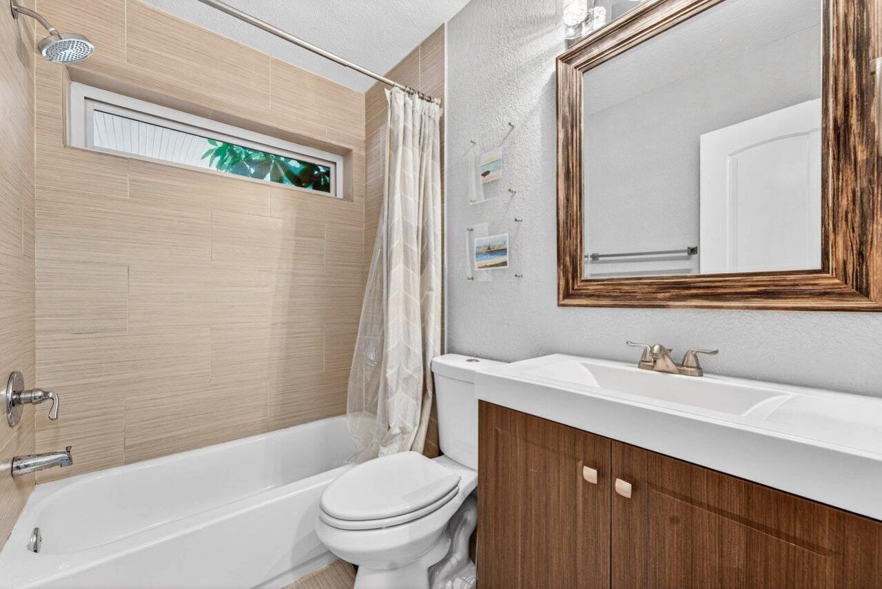 1581 SE 4th Court, Deerfield Beach, FL 33441 Photo