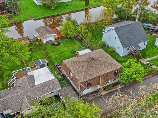 34820 N Holman Avenue , Ingleside, IL 60041