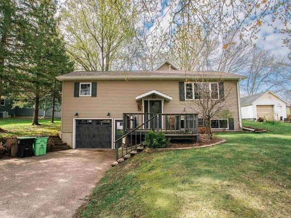 404 2ND STREET, Neillsville, WI 54456