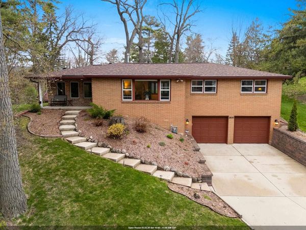 2857 ST ANN DRIVE, Green Bay, WI 54311