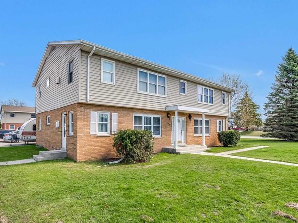 1800 JACKSON STREET, New Holstein, WI 53061