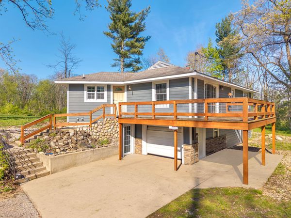 827 W Springville Road , La Porte, IN 46350