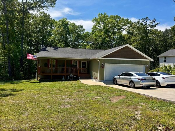 2704 Quarles Road, Rocky Face, GA 30740