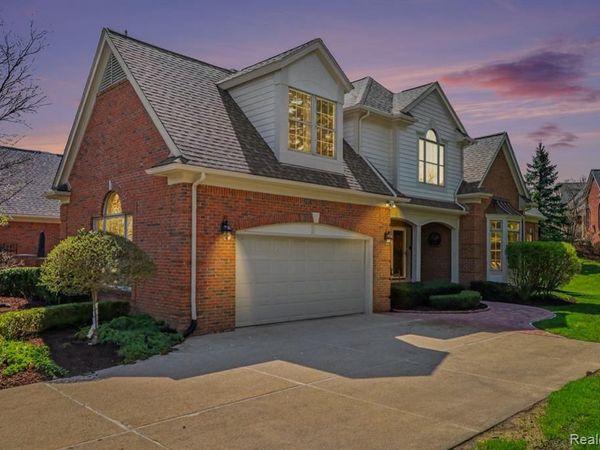 2869 Hastings Court, Oakland Twp, MI 48306