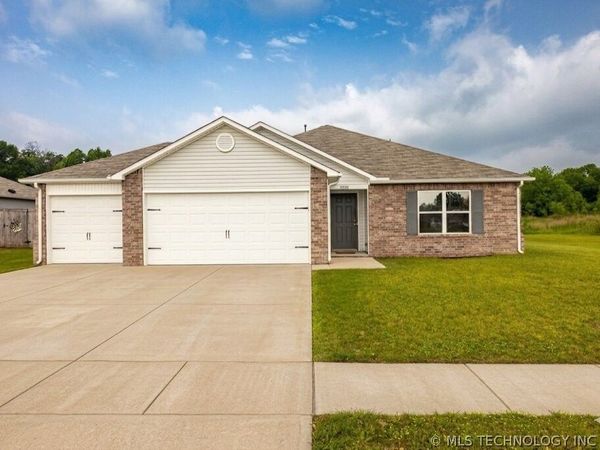 15004 S 274th East Avenue, Broken Arrow, OK 74429