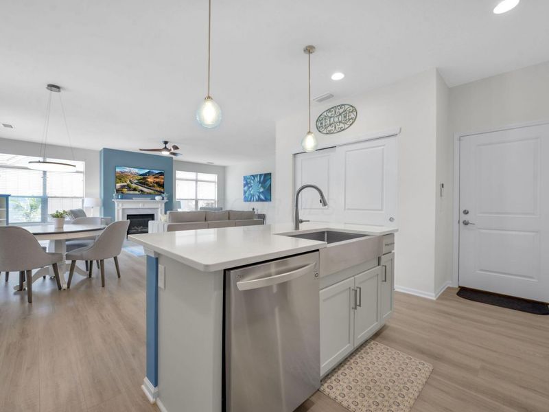 3670 Backstretch Way, Grove City, OH 43123 Photo 6