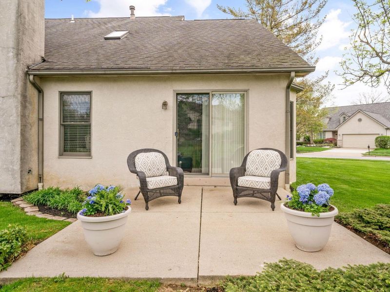 912 Linworth Village Drive, Columbus, OH 43235 Photo 16