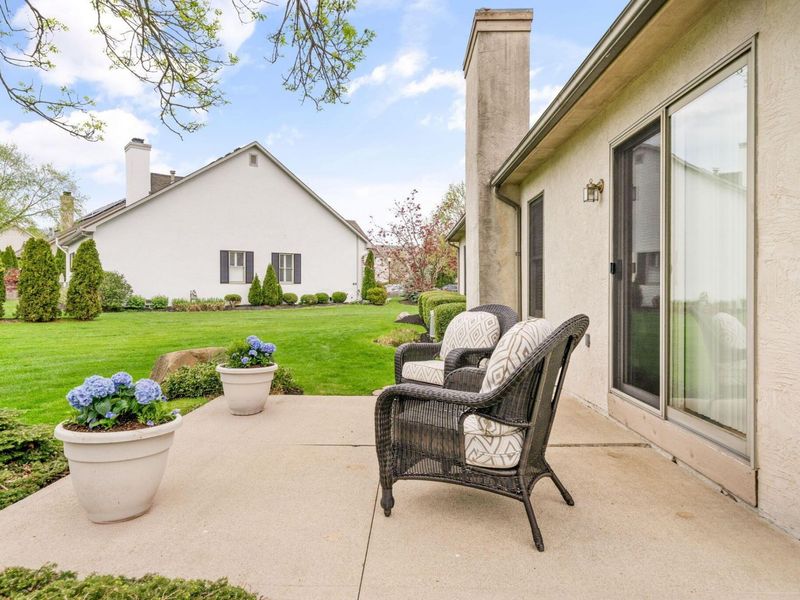 912 Linworth Village Drive, Columbus, OH 43235 Photo 17