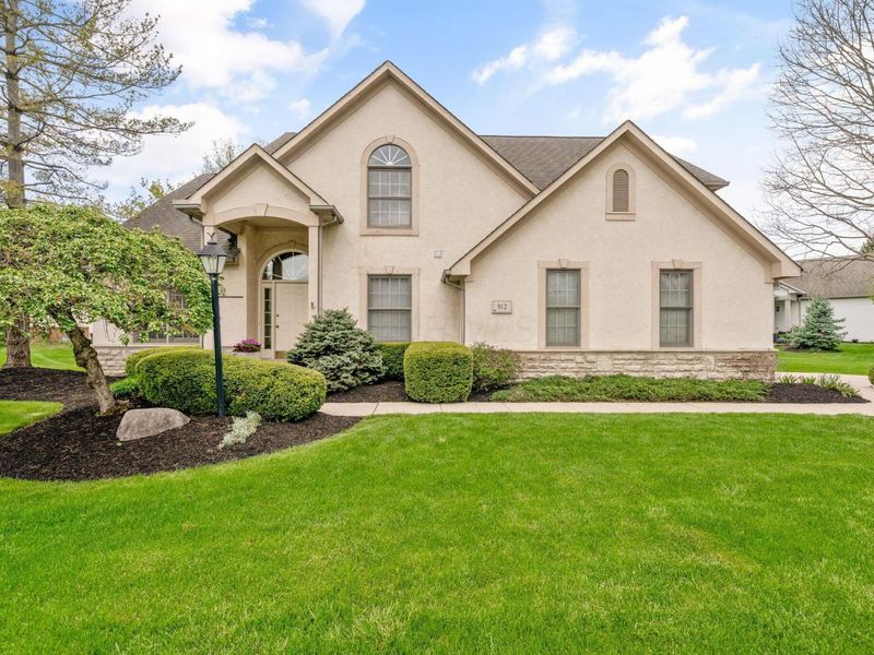 912 Linworth Village Drive, Columbus, OH 43235 Photo 5