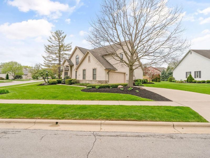 912 Linworth Village Drive, Columbus, OH 43235 Photo 8