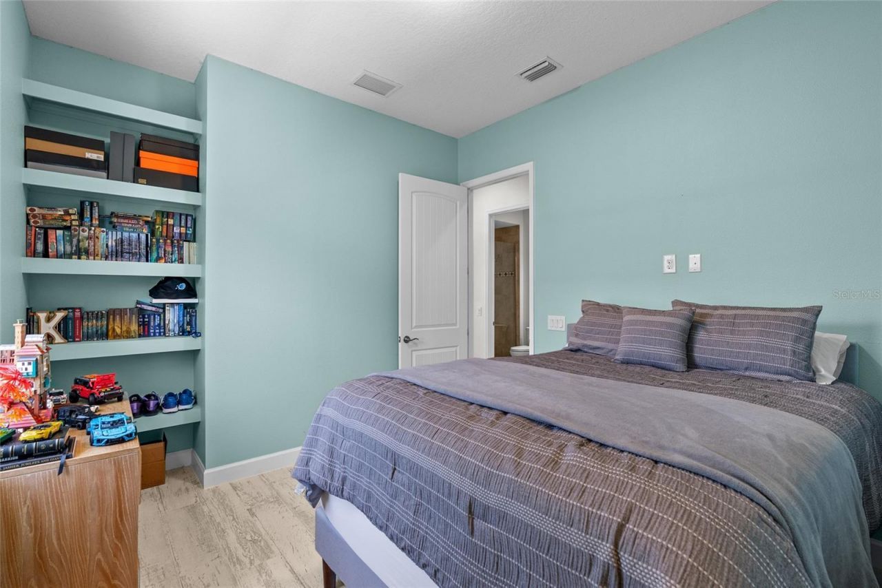 319 Compass Point Drive, Unit 201, Bradenton, FL 34209 Photo