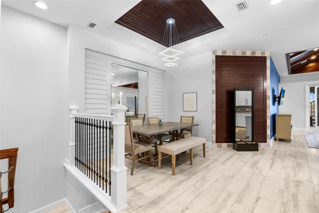 319 Compass Point Drive, Unit 201, Bradenton, FL 34209 Photo