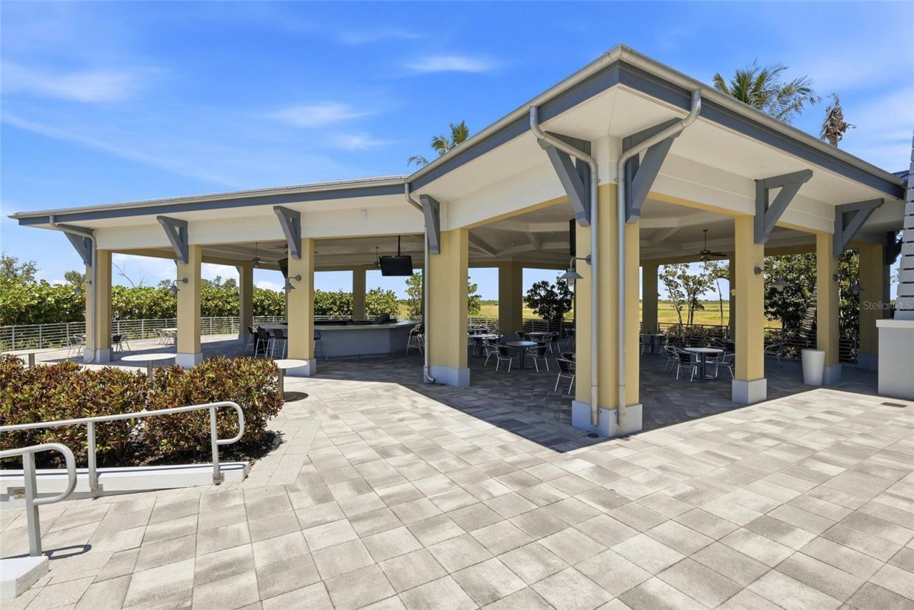319 Compass Point Drive, Unit 201, Bradenton, FL 34209 Photo