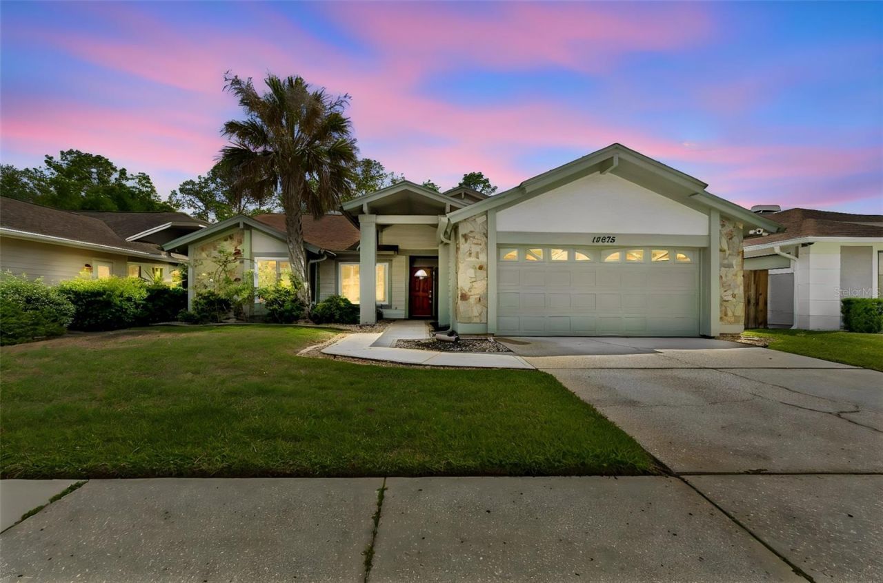 14675 Village Glen Circle, Tampa, FL 33618 Main Photo
