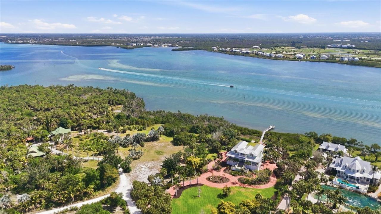 10450 Sunny Dreams Terrace , Placida, FL 33946 Photo