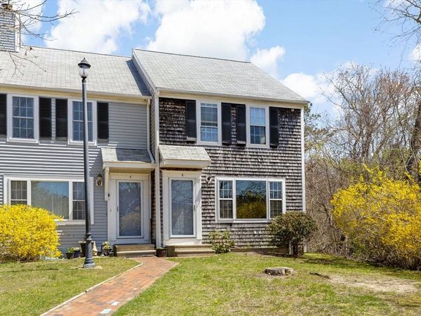 573 Carriage Shop Rd, Unit G, Falmouth, MA 02536