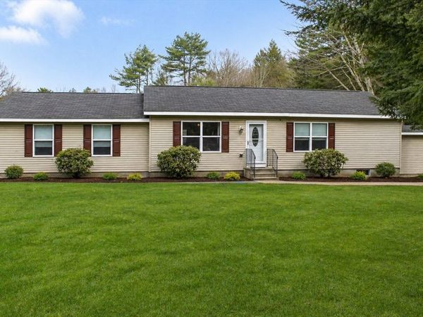 26 Brooks Village Rd, Templeton, MA 01468