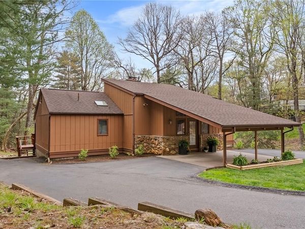 971 Ridge Road, Glade Valley, NC 28627